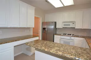 15406 Amesbury Ln, Sugar Land, TX 77478 - Photo 16