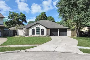 5018 Groveton Ln, Pearland, TX 77584 - Photo 1