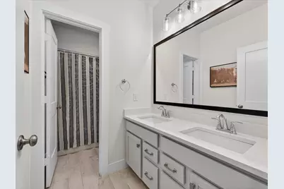 316 Mullins Court, Montgomery, TX 77316 - Photo 32