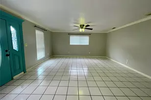 1511 North Ave N, Freeport, TX 77541 - Photo 6