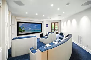 701 W Friar Tuck Ln, Houston, TX 77024 - Photo 28