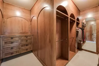 701 W Friar Tuck Lane, Houston, TX 77024 - Photo 24