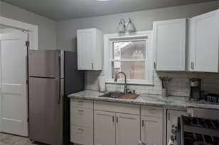 418 Waco Ave, League City, TX 77573 - Photo 4