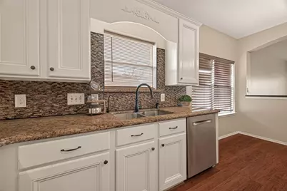 9904 Fair Brook Way, Pearland, TX 77584 - Photo 10