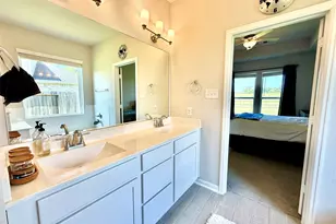 307 Twin Lakes Blvd W, West Columbia, TX 77486 - Photo 14