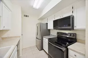 2120 El Paseo St, Houston, TX 77054 - Photo 8