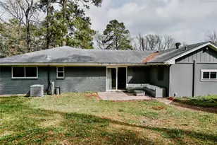 522 Sunview Dr, Livingston, TX 77351 - Photo 12