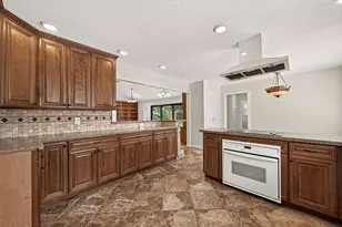 12411 Pinerock Ln, Houston, TX 77024 - Photo 20