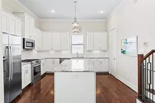 5809 E Post Oak Ln, Houston, TX 77055 - Photo 12