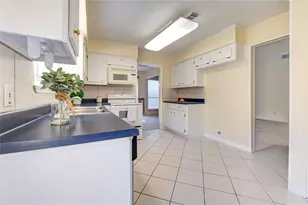 1927 Ash Meadow Dr, Houston, TX 77090 - Photo 14