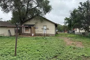 1916 Avenue O, Lubbock, TX 79411 - Photo 4