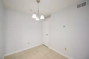 8427 Hearth Dr Dr, Houston, TX 77054 - Photo 20