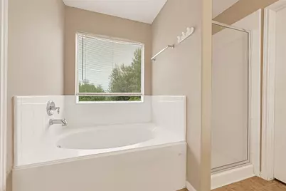 911 Richview Drive, Houston, TX 77060 - Photo 14