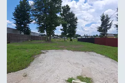825 Road 51023, Cleveland, TX 77327 - Photo 2