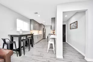 834 Ellington St, Houston, TX 77088 - Photo 8