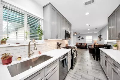 834 Ellington Street, Houston, TX 77088 - Photo 14