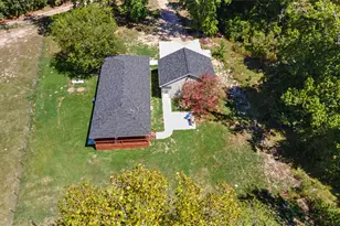 301 Pineland Dr, Trinity, TX 75862 - Photo 30