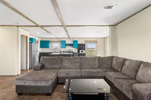 43 Ironwood Rd, Victoria, TX 77904 - Photo 6