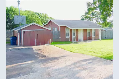 118 Robinson Road, Oyster Creek, TX 77541 - Photo 1