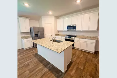 3823 Matias River Court, Fulshear, TX 77441 - Photo 2