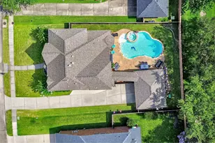 2801 Snyders Bluff, League City, TX 77573 - Photo 4