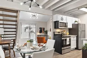 5110 Azalea Trace Dr, Houston, TX 77066 - Photo 2