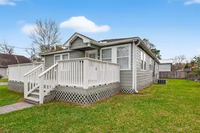 521 Alford Street, Baytown, TX 77520 - Photo 4