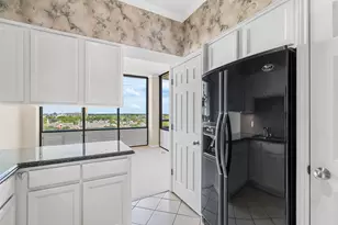 1111 Bering Dr, Houston, TX 77057 - Photo 14