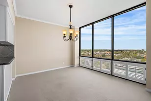 1111 Bering Dr, Houston, TX 77057 - Photo 10