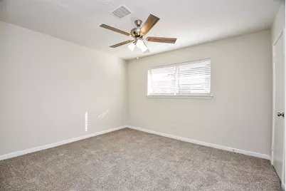 8134 Ivan Reid Drive, Houston, TX 77040 - Photo 26