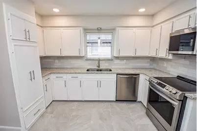 8134 Ivan Reid Drive, Houston, TX 77040 - Photo 14