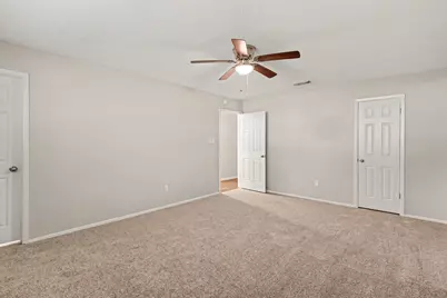 16210 Forest Bend Avenue, Friendswood, TX 77546 - Photo 12