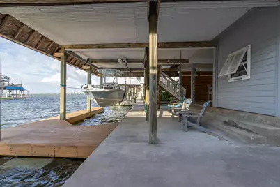 1330 Leilani Drive, Tiki Island, TX 77554 - Photo 8