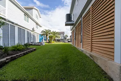 1330 Leilani Drive, Tiki Island, TX 77554 - Photo 12