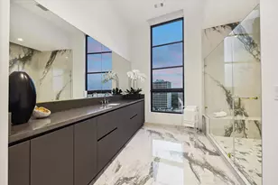 2323 San Felipe St, Houston, TX 77019 - Photo 10