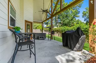 143 Kyle St, Onalaska, TX 77360 - Photo 28