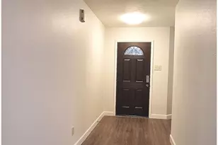 11066 Landsbury Ct, Houston, TX 77099 - Photo 14