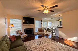 106 Crimson Bay Dr, League City, TX 77573 - Photo 4