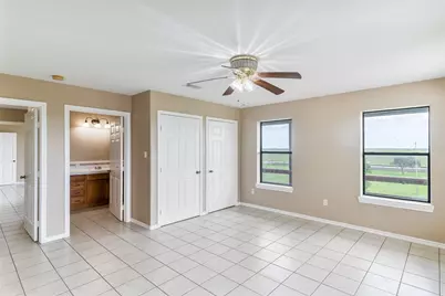 1847 Fairway Drive, Angleton, TX 77515 - Photo 16