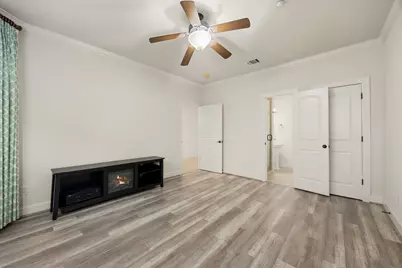 2409 Commonwealth Street, Houston, TX 77006 - Photo 6