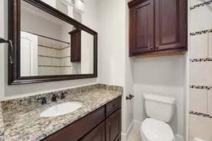 2409 Commonwealth St, Houston, TX 77006 - Photo 26