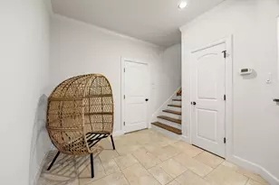 2409 Commonwealth St, Houston, TX 77006 - Photo 8