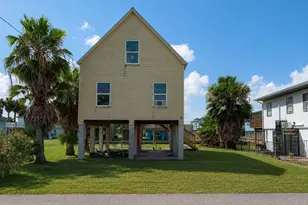 88 Bayou Vista Dr, Hitchcock, TX 77563 - Photo 1