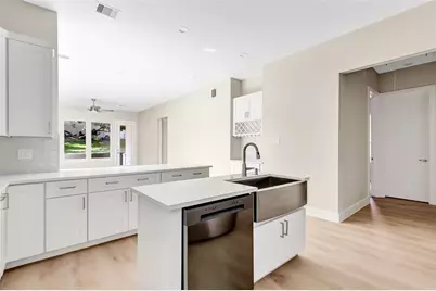 101 Fairway View Ct, Conroe, TX 77356 - Photo 20