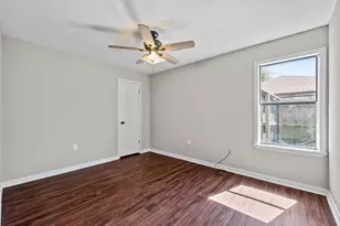 1706 Avenue A, Danbury, TX 77534 - Photo 18