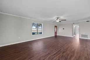 1706 Avenue A, Danbury, TX 77534 - Photo 8