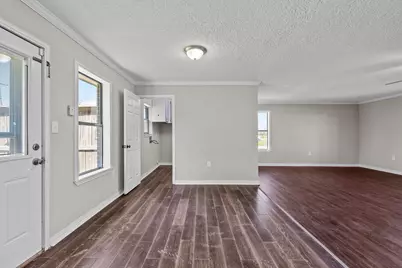 1706 Avenue A, Danbury, TX 77534 - Photo 12