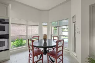 15 Rockledge Dr, The Woodlands, TX 77382 - Photo 10