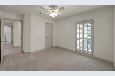 15 Rockledge Drive, The Woodlands, TX 77382 - Photo 14