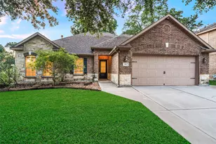 961 Wannan Ln, Conroe, TX 77301 - Photo 2
